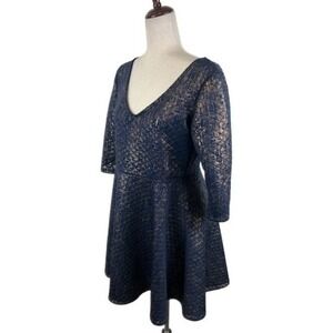 SHE Dress Women's Size Medium‎ Navy Gold Textured V-Neck 3/4 Sleeve Fit & Flare